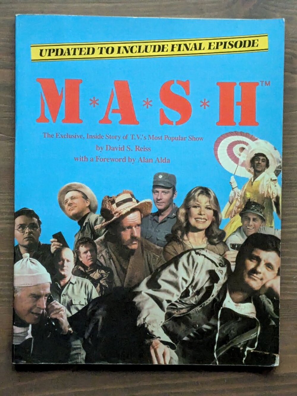 MASH Inside Story TVs Most Popular Show Reiss 1983 **Updated Edition* Vintage